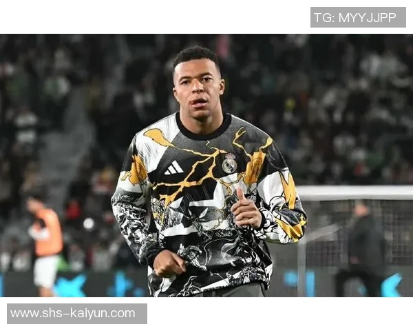 记者：姆巴佩和卡马文加无大碍，两人都将可出战埃尔切