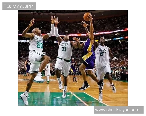 雷吉亚纳战平凯勒雷斯，博佐兰首发全场展现坚韧精神